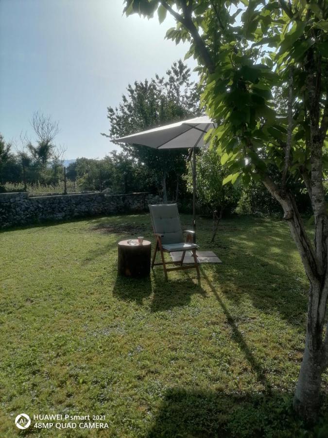 Kalista Villa Jurdani Kültér fotó