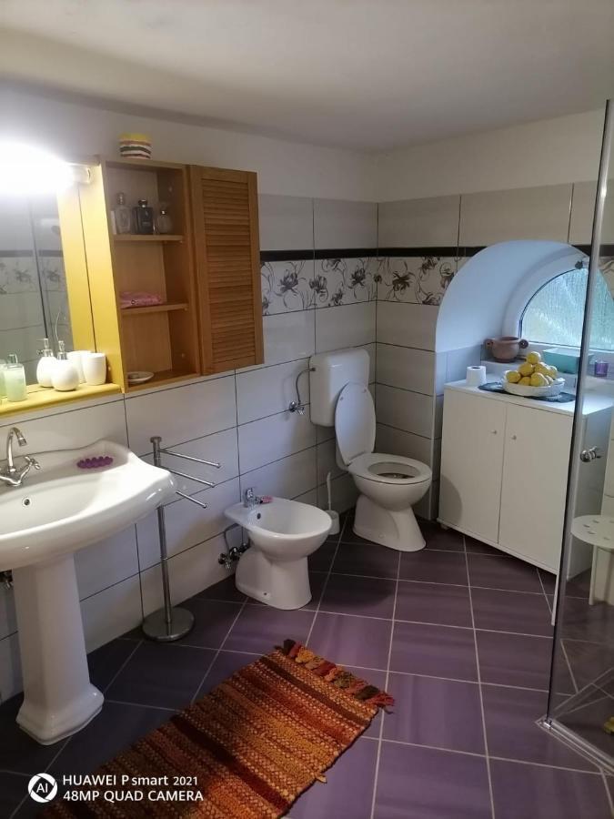 Kalista Villa Jurdani Kültér fotó